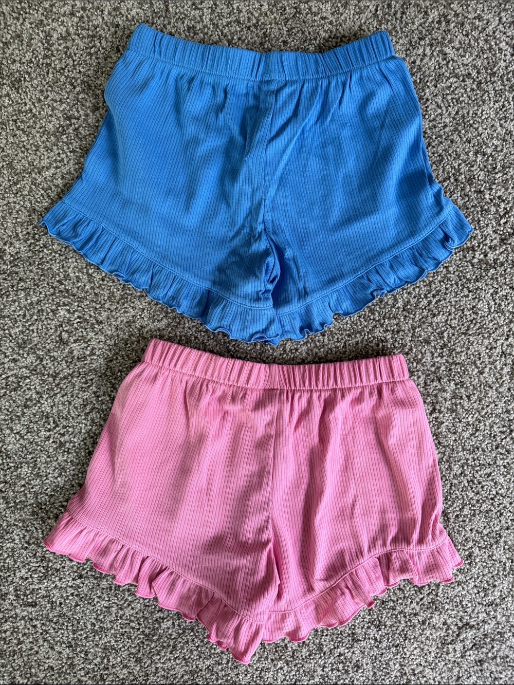 Soft Ruffle Shorts 5T - Picture 4 of 4